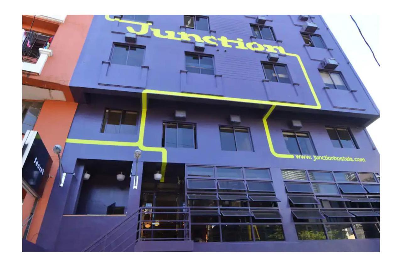 Oyo 866 Junction Hostels Manila Exterior photo